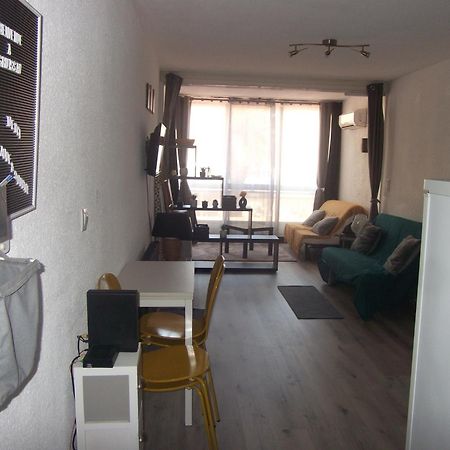 Studio Sur Le Port, Climatisation, Wifi, Piscine, Lave-Linge グリュイッサン エクステリア 写真