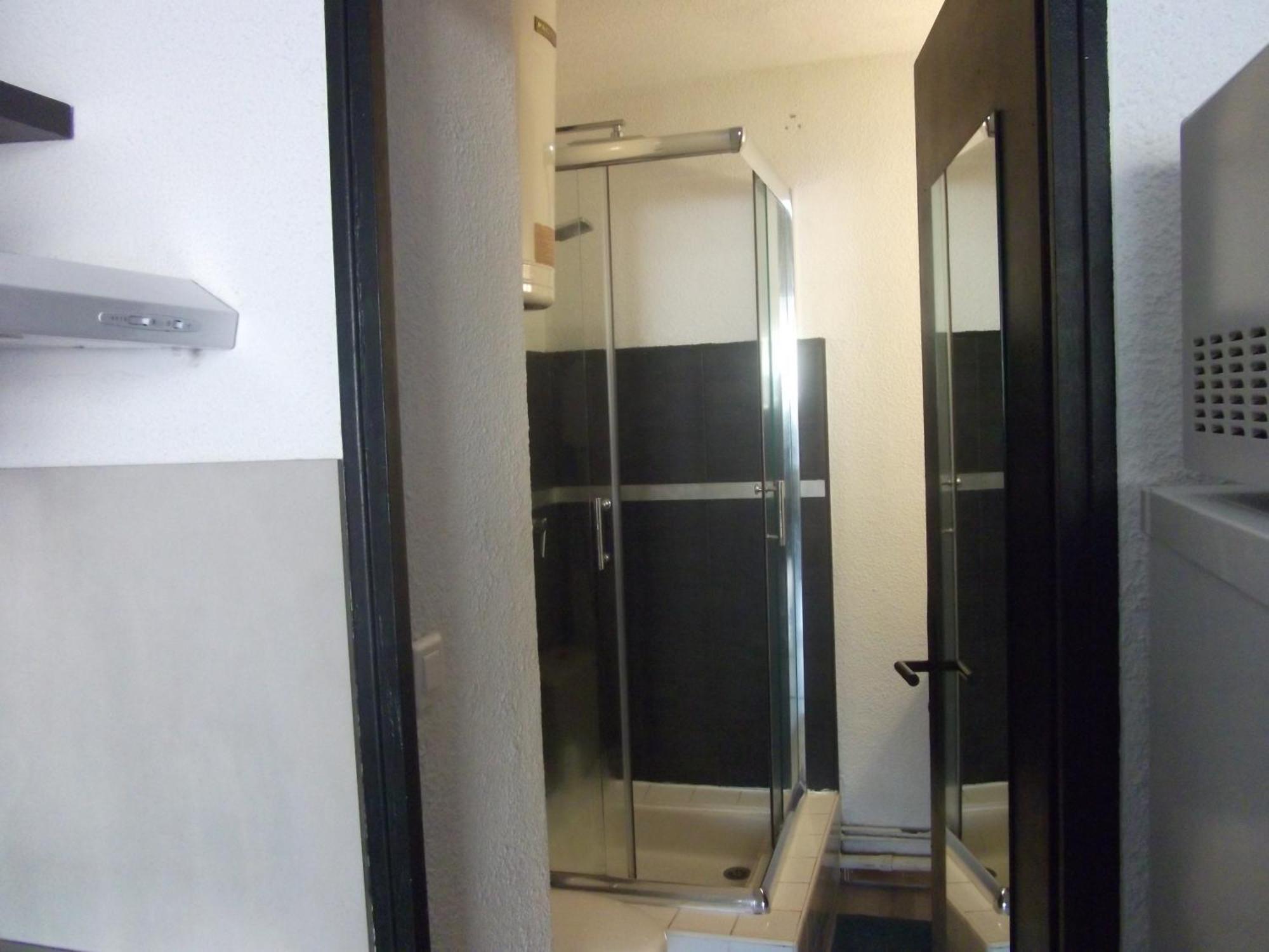 Studio Sur Le Port, Climatisation, Wifi, Piscine, Lave-Linge グリュイッサン エクステリア 写真