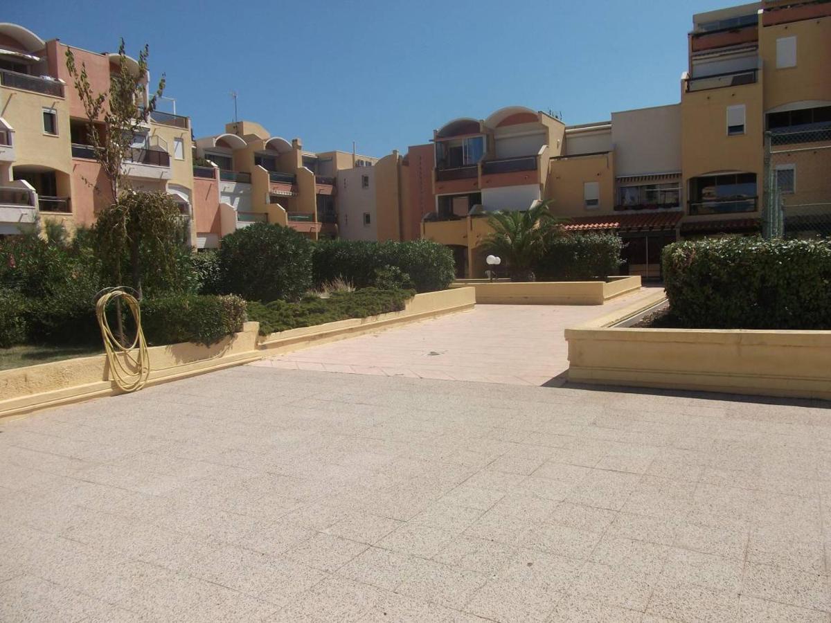 Studio Sur Le Port, Climatisation, Wifi, Piscine, Lave-Linge グリュイッサン エクステリア 写真
