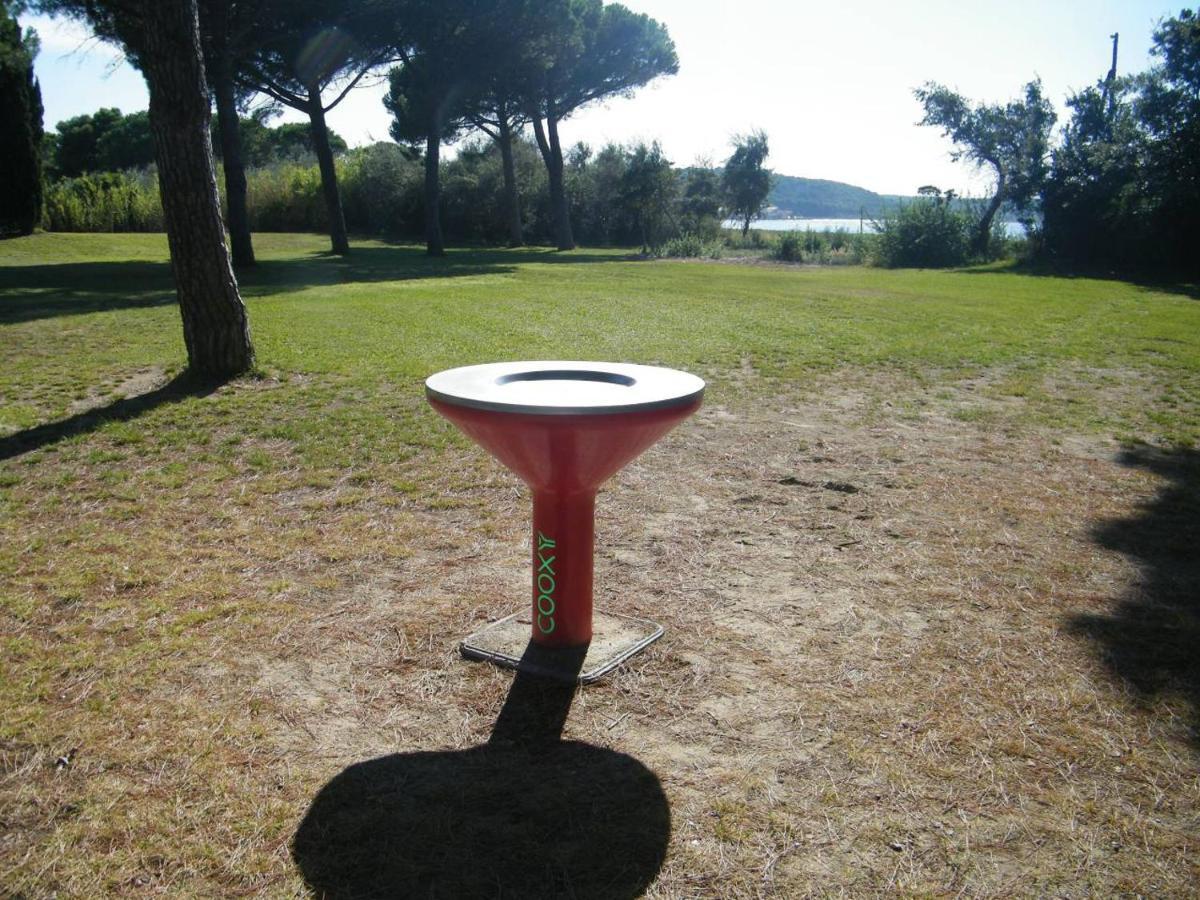 Studio Sur Le Port, Climatisation, Wifi, Piscine, Lave-Linge グリュイッサン エクステリア 写真