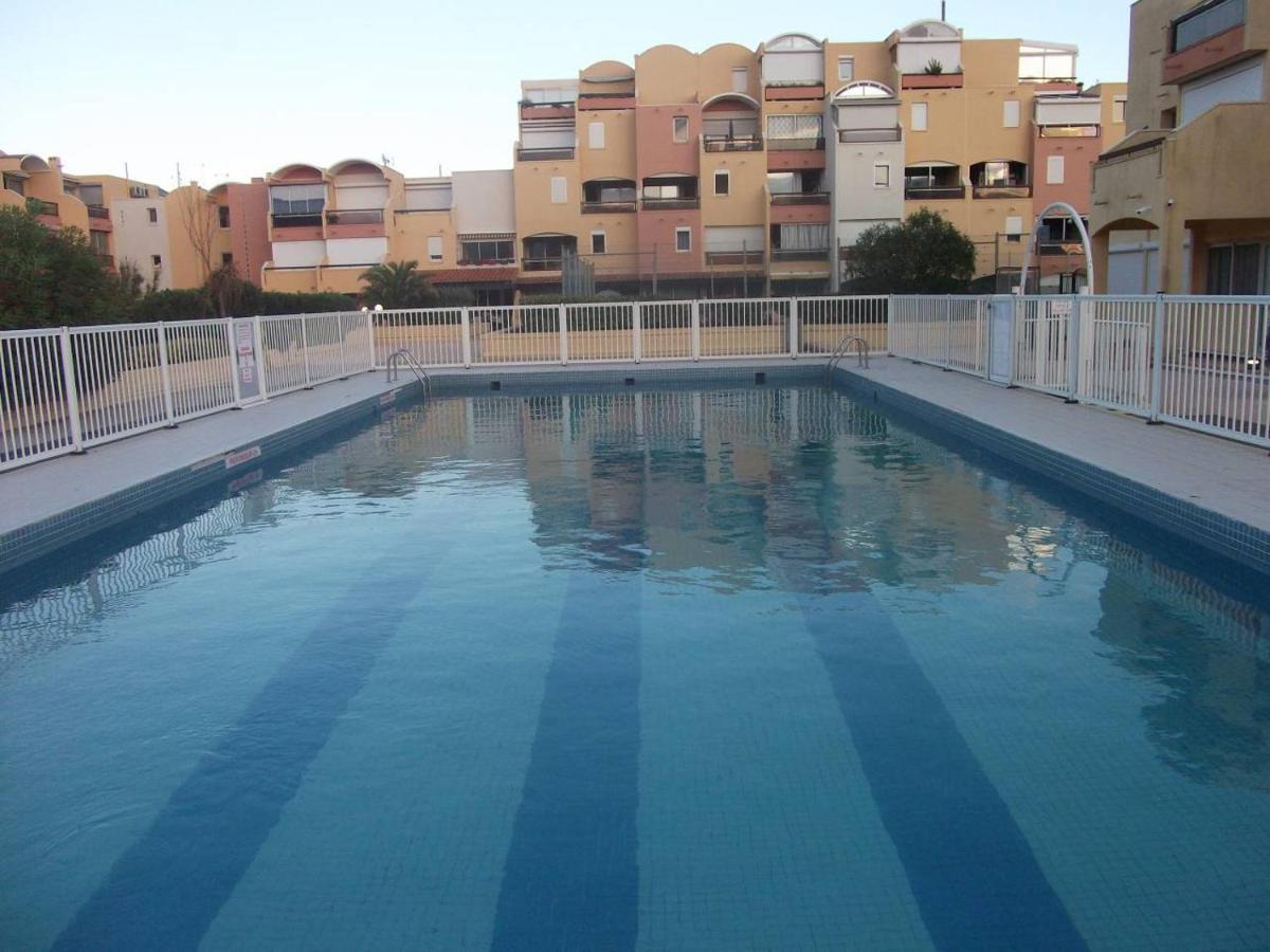 Studio Sur Le Port, Climatisation, Wifi, Piscine, Lave-Linge グリュイッサン エクステリア 写真
